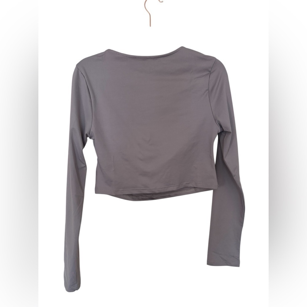 Women's Long Sleeve Gray Crop Top with back cut outs